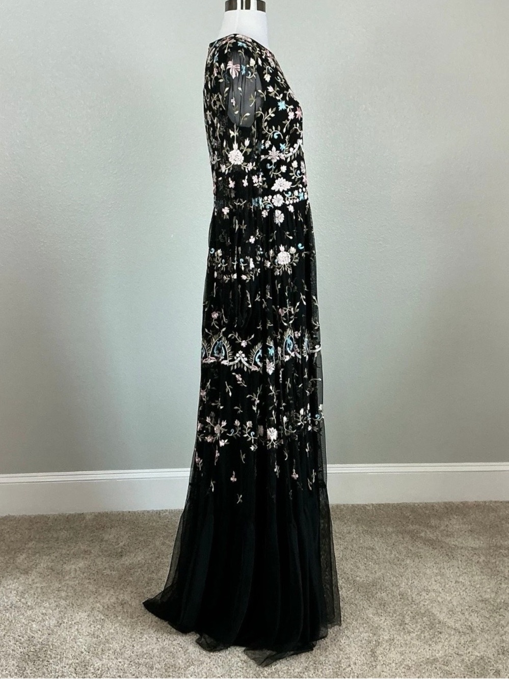 Mac Duggal 35111 Black Evening Gown Floral Embroidered Long Sleeve Dress Size 10 - Picture 4 of 9